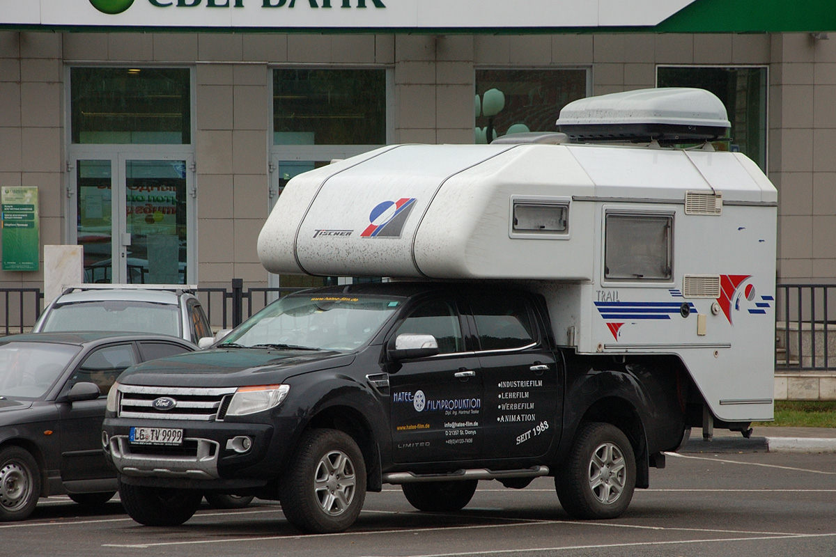 LG TV 9999, Tischer Trail/Box 