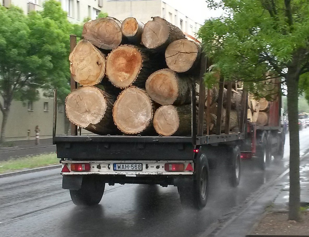 WAH-568, Kässbohrer V-Series 