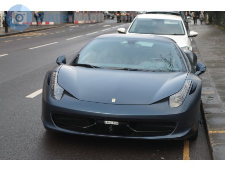 LA62 RJU, Ferrari 458