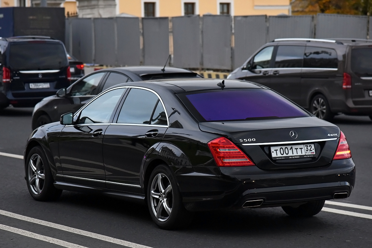 т 001 тт 32, Mercedes-Benz S-Klasse 7th gen (W221/V221), 2005–2013