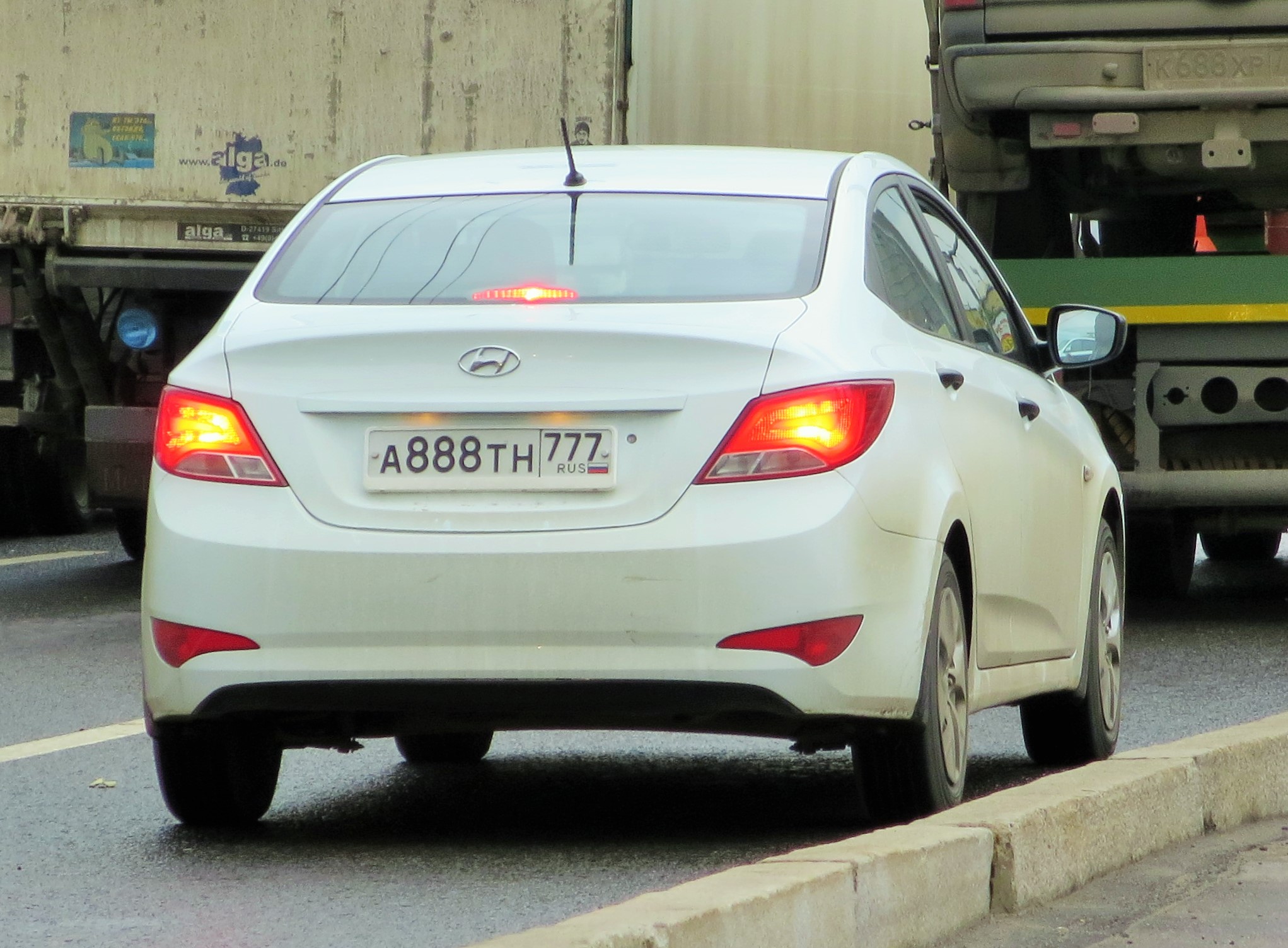 а 888 тн 777, Hyundai Solaris 1st gen Sedan (RB), facelift, 2014–2017