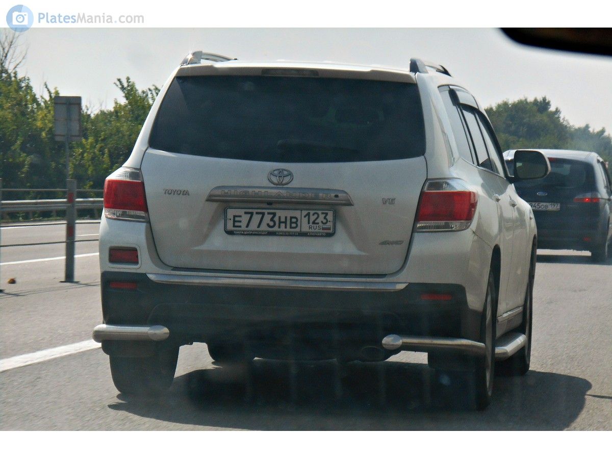 е 773 нв 123, Toyota Highlander 