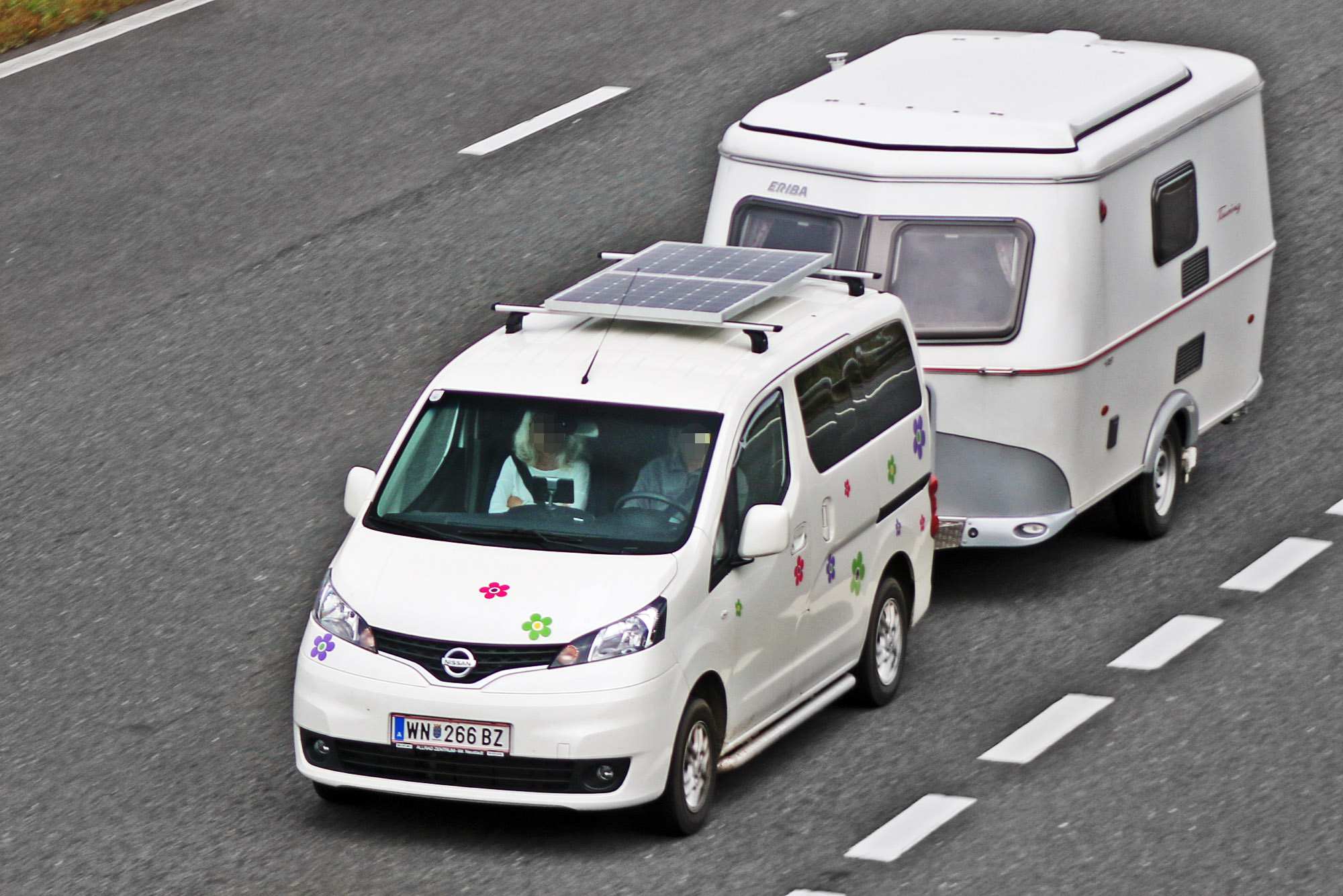 WN 266 BZ, Nissan NV200 1st gen (Vanette, Evalia) Passenger Van (M20), 2009–