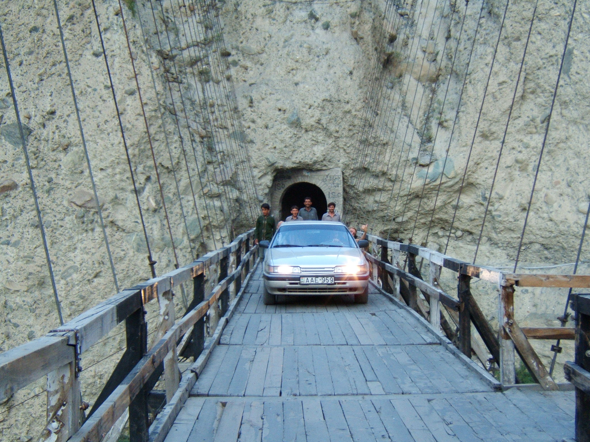 AAE-959, Mazda 626 3rd gen Liftback (GD), 1987–1992