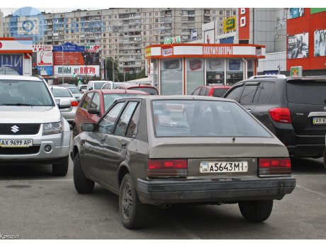 а 5643 МІ, Nissan Cherry