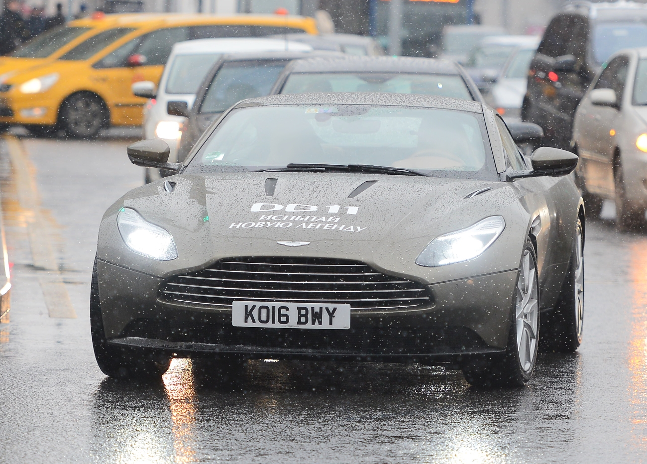 KO16BWY, Aston Martin DB11 Coupé (AM5), 2016–2023