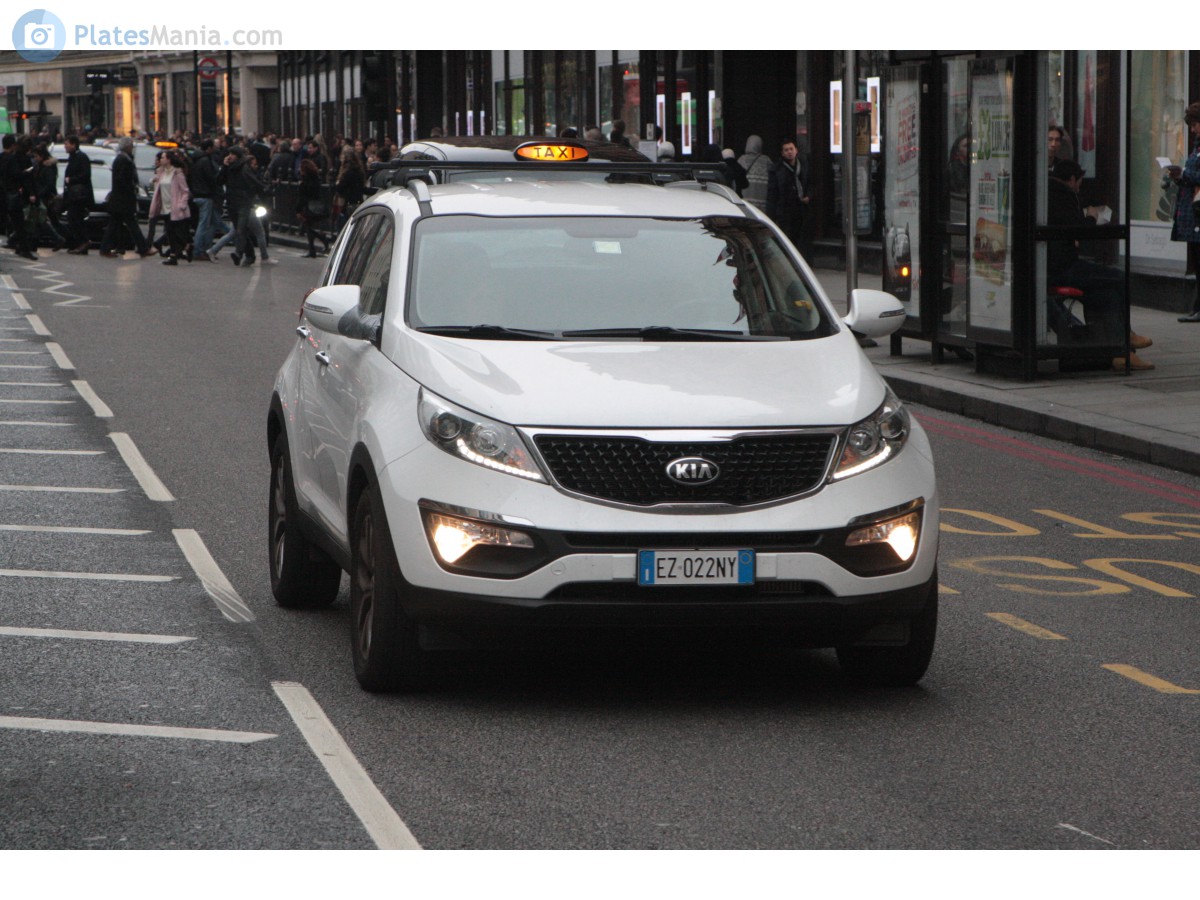 EZ 022 NY, Kia Sportage 