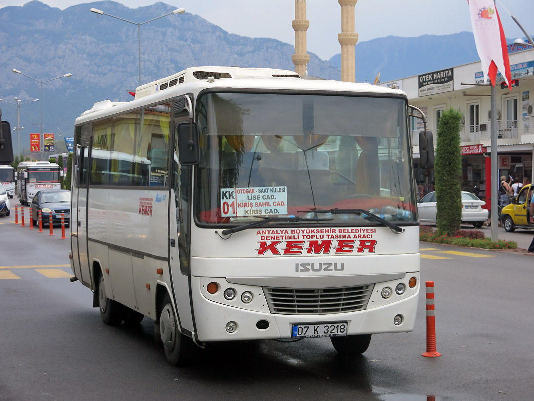 07 K 3218, Isuzu Royal 