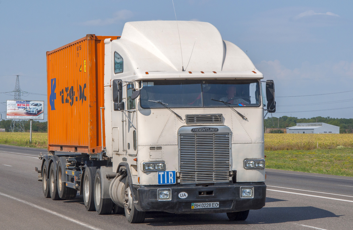 BH 0228 EO, Freightliner FLB 