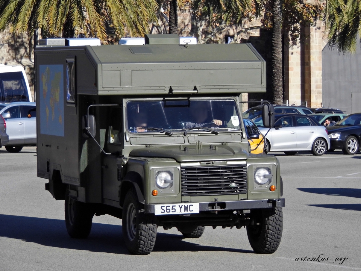 S65YWC, Land Rover Defender 