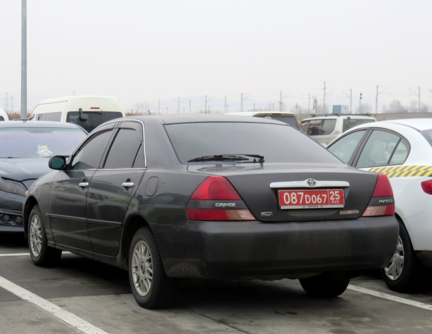 087 D 067 25, Toyota Mark II 9th gen Sedan (X110), 2000–2004