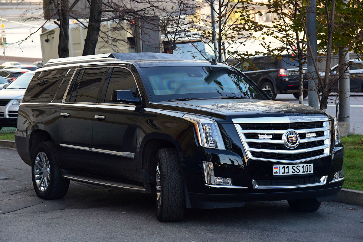 11 SS 100, Cadillac Escalade 4th gen ESV (GMTK2XL), 2014–2020