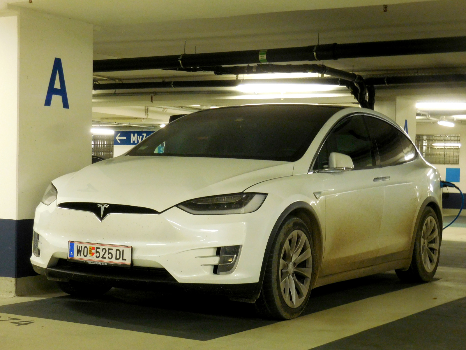 WO 525 DL, Tesla Model X 1st gen (5YJX), 2015–