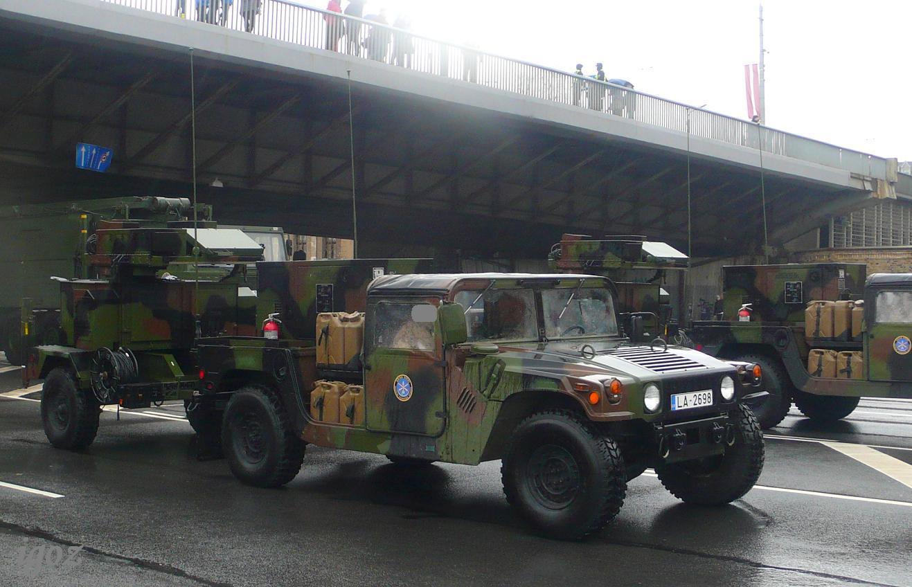 LA-2698, AM General HMMWV 2-door, 1983–2016