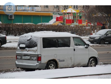 х231ум777, Mazda Bongo Friendee