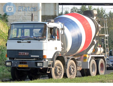 FSE-295, Iveco Magirus 320-33