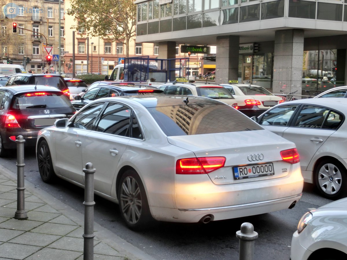 RO OOOOO, Audi A8 3rd gen (D4/4H), 2009–2013