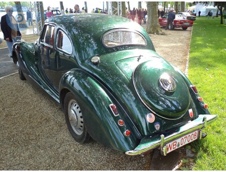 WB 07008, Bristol 400