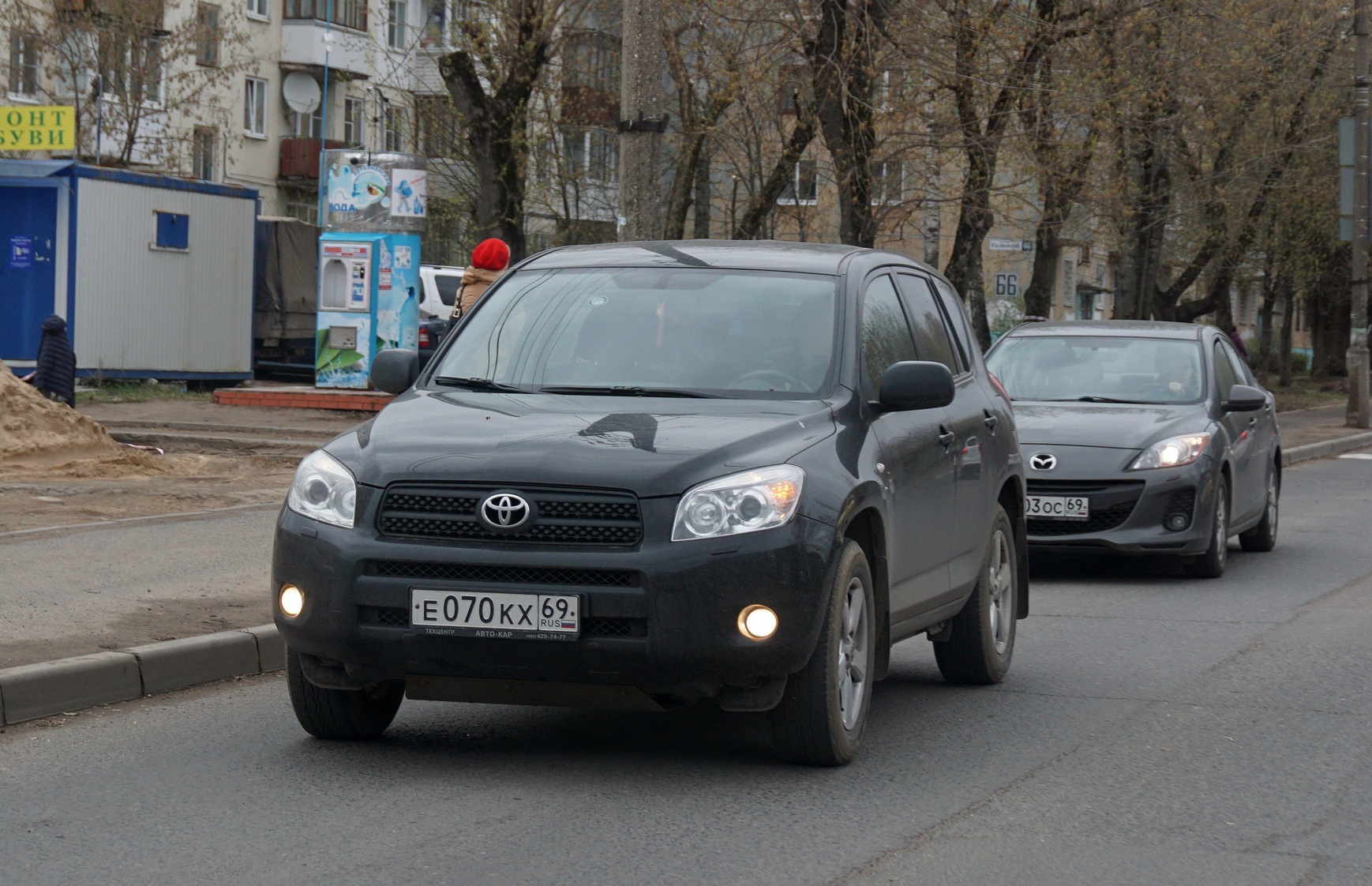 е 070 кх 69, Toyota RAV4 