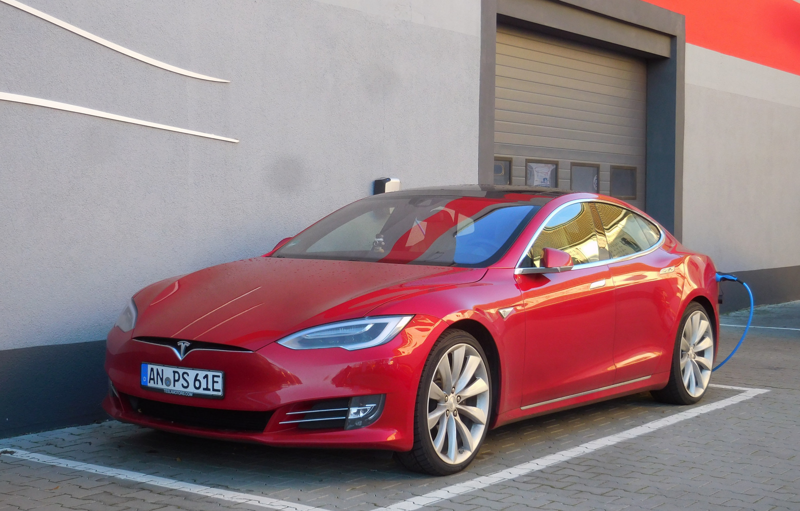 AN PS 61 E, Tesla Model S 1st gen (5YJS), 2012–