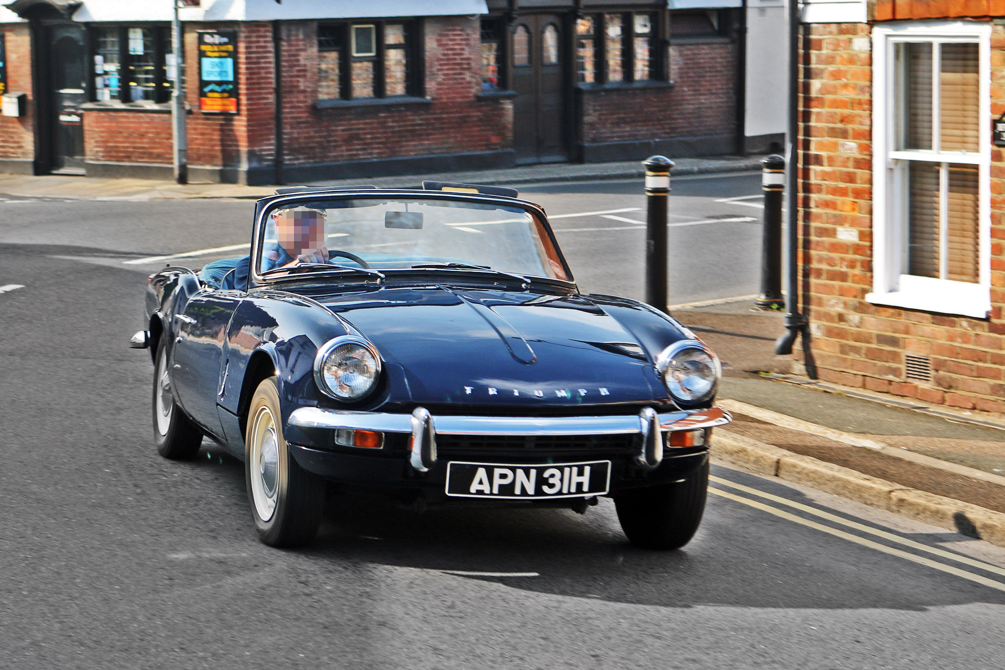 APN31H, Triumph Spitfire 2-door Roadster (MkIII), 1967–1970