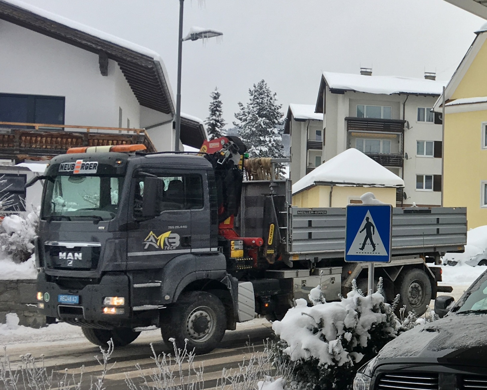 RE 48 AJ, MAN TGS 1st gen, 2007–2021