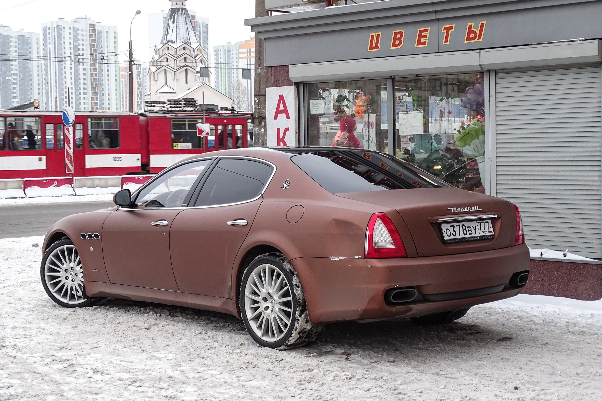 о 378 ву 777, Maserati Quattroporte 5th gen (M139), 2003–2012