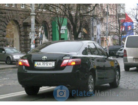 AA 7012 KC, Toyota Camry