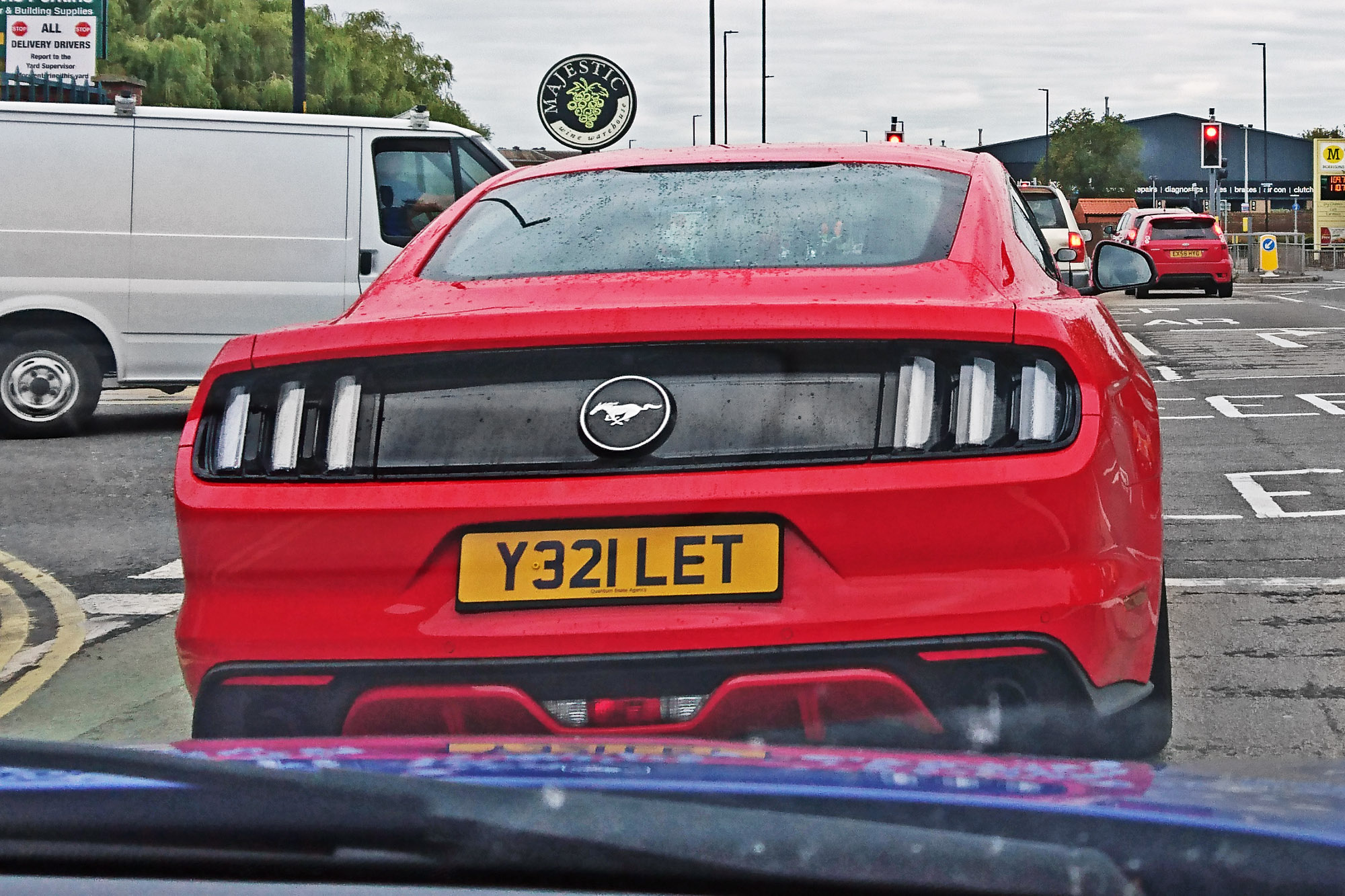 Y321LET, Ford Mustang 6th gen 2-door Coupé (S550), 2014–2017