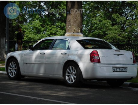 е777ву97, Chrysler 300/300C