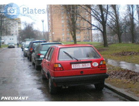 8339 MAH, Volkswagen Golf