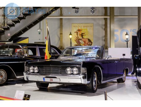 38, Lincoln Continental