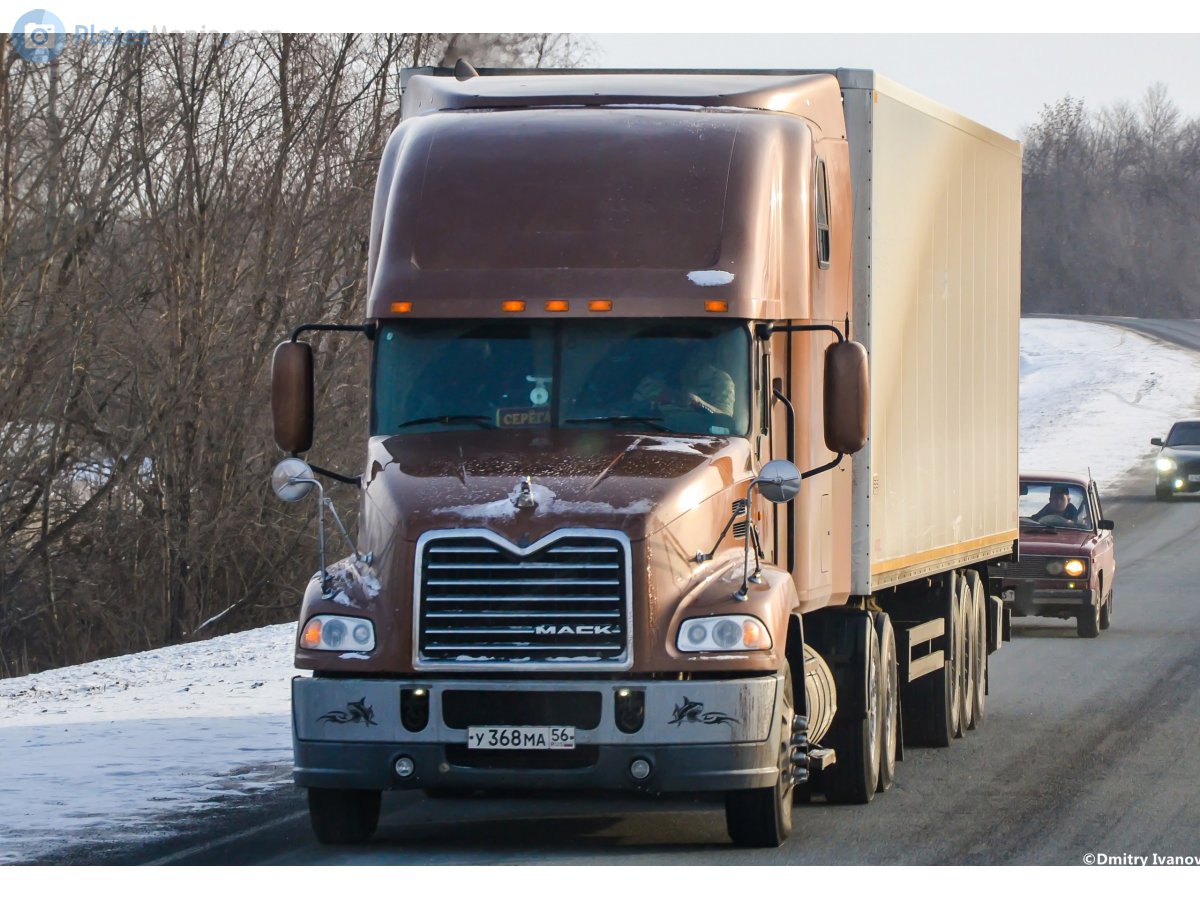 у 368 ма 56, Mack Pinnacle 1st gen CXU, 2005­–2018