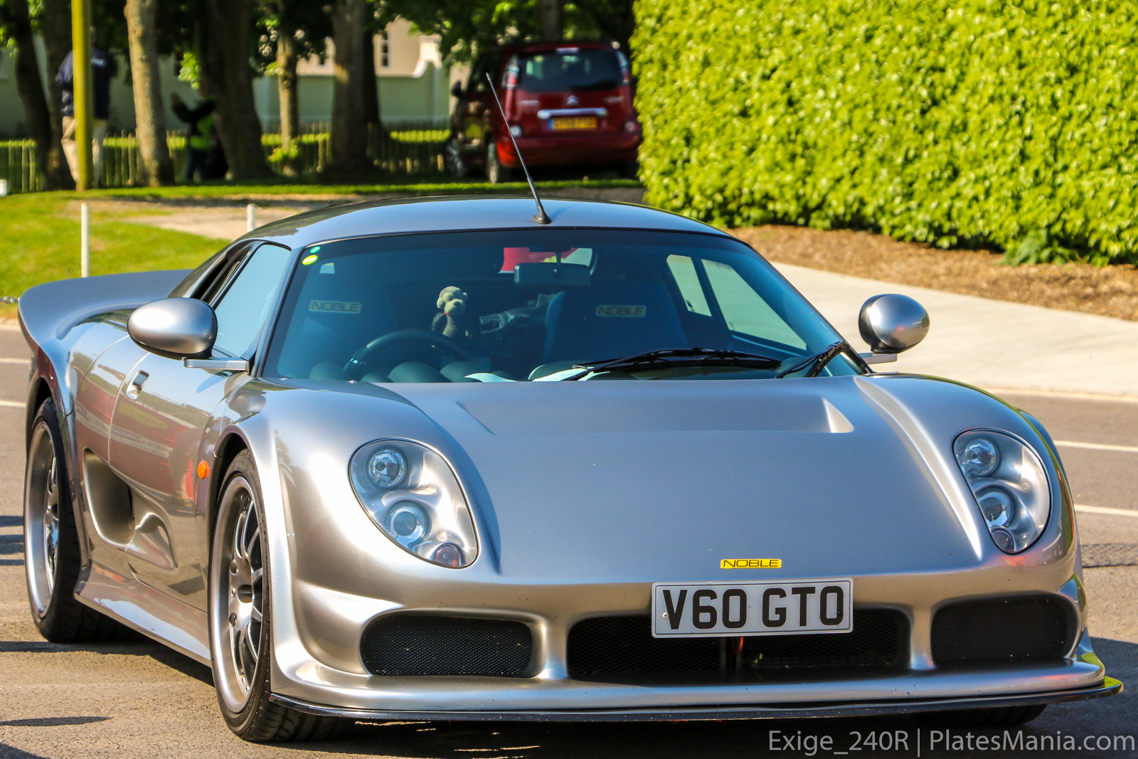 V60GTO, Noble M12/M400 