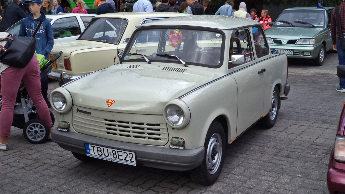 TBU 8E22, Trabant 1.1 Limousine, 1990–1991