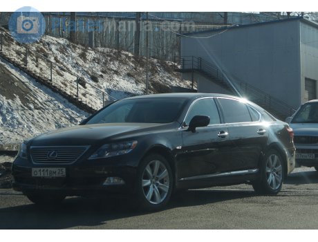 о111вм25, Lexus LS