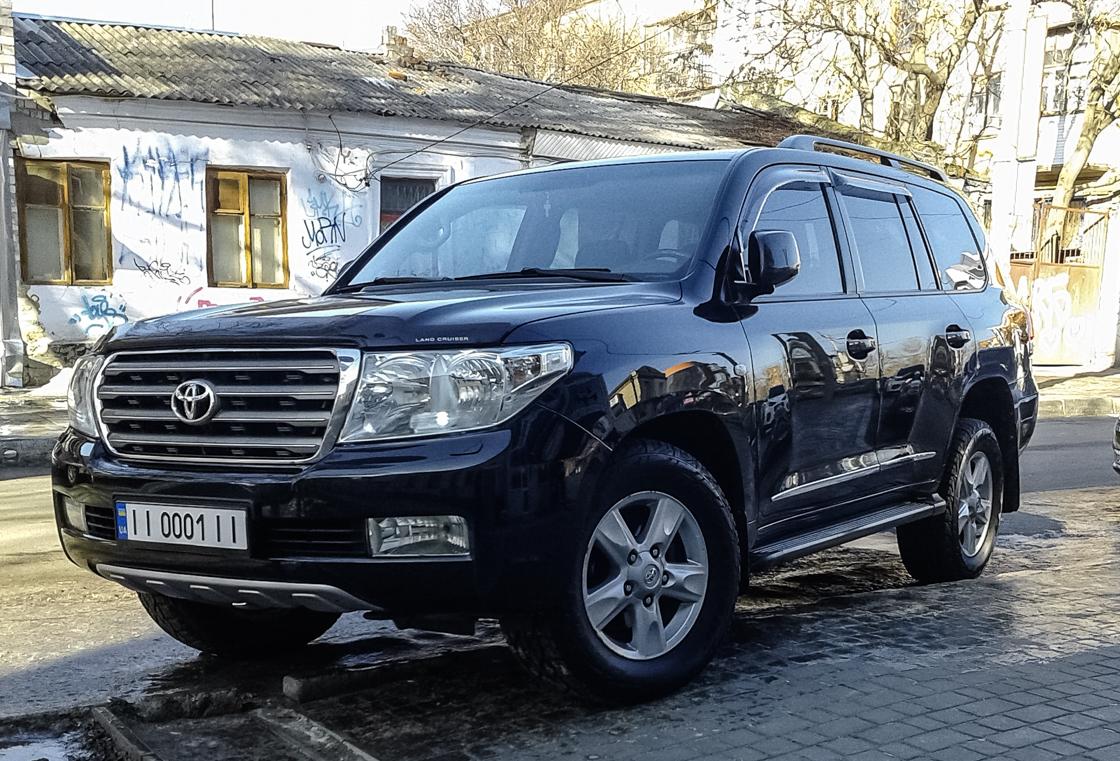 II 0001 II, Toyota Land Cruiser 200 (J200), 2007–2011