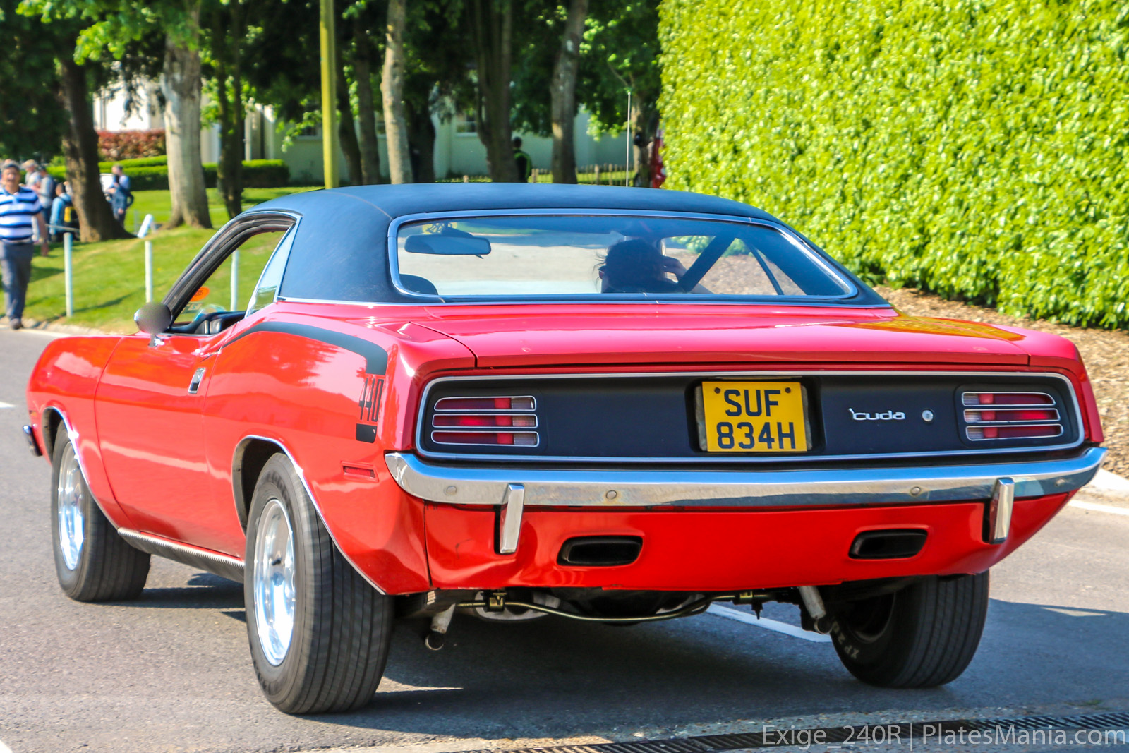 SUF834H, Plymouth Barracuda 3rd gen 2-door Hardtop (BH23; E-body), 1970–1971
