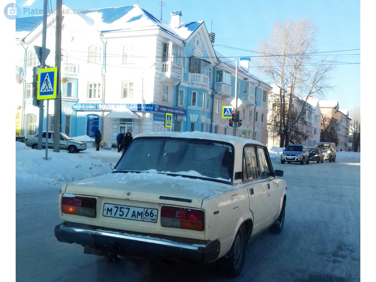 м 757 ам 66, Lada (VAZ) 2107 Жигули (Nova / Riva / Signet / 1500), 1982–2014