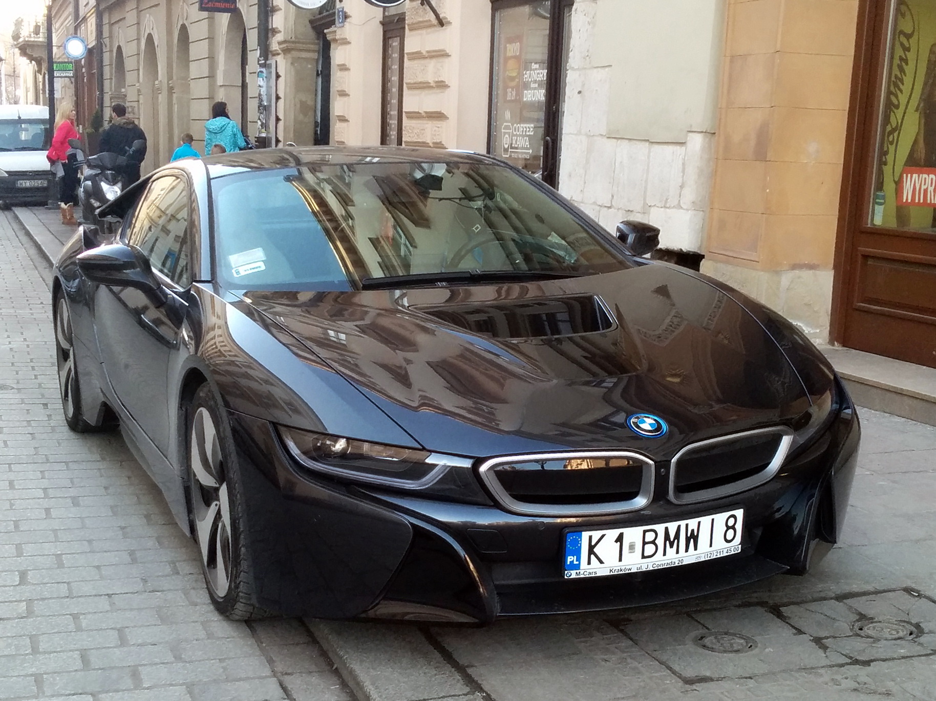 K1 BMWI8, BMW i8 1st gen Coupé (I12), 2014–2020