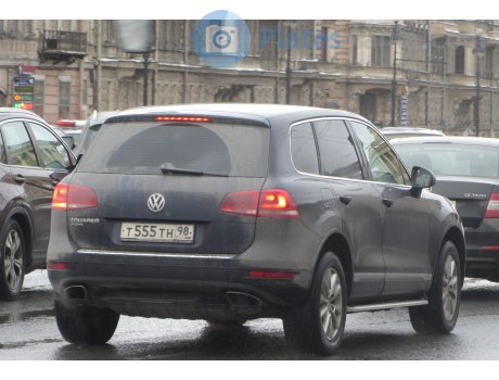 т555тн98, Volkswagen Touareg