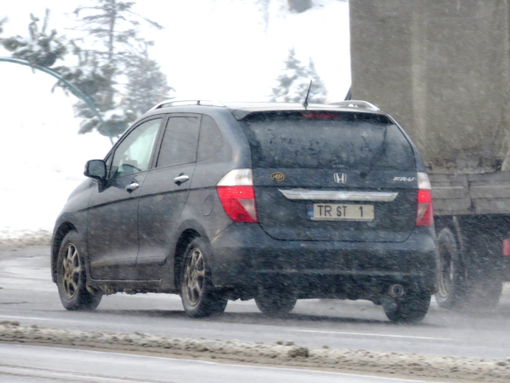 TR ST 1, Honda FR-V 1st gen (BE1/2/3/4/8), 2004–2009