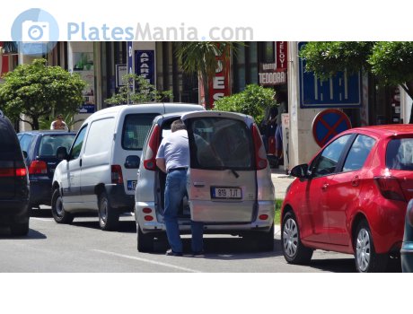 819 TJT, Toyota Yaris Verso