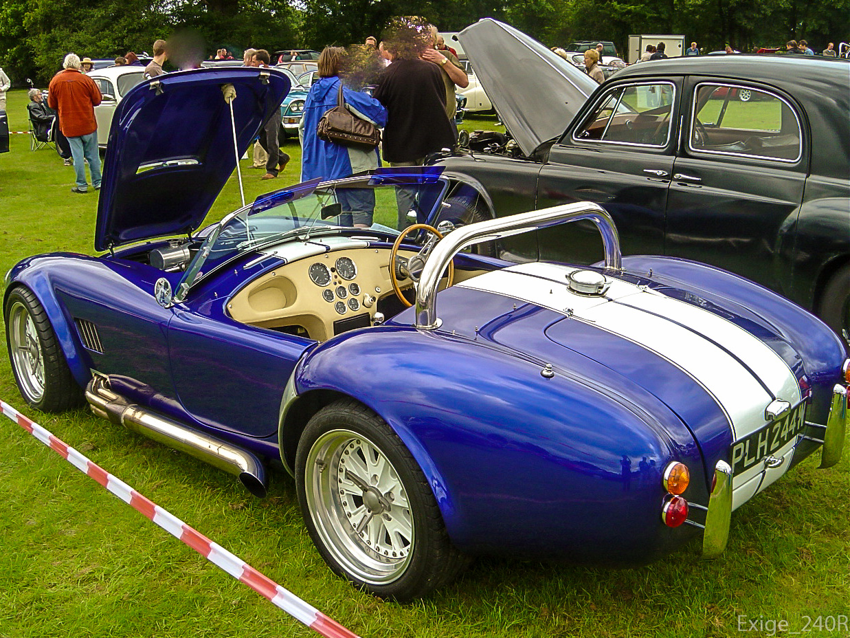 PLH244W, Southern Roadcraft SRV8 