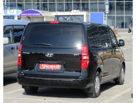 124D 001 25, Hyundai H-1