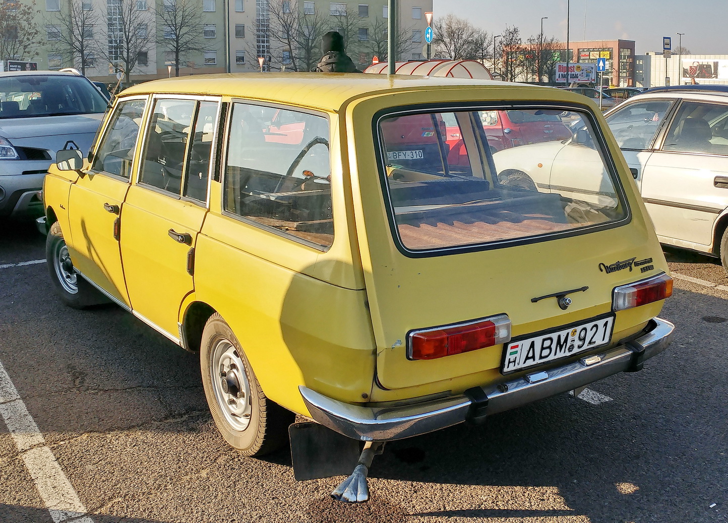 ABM-921, Wartburg 353 W Tourist Kombi, facelift, 1985–1988
