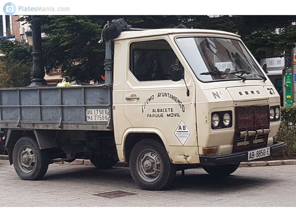 AB 8850 E, Ebro F-Series 