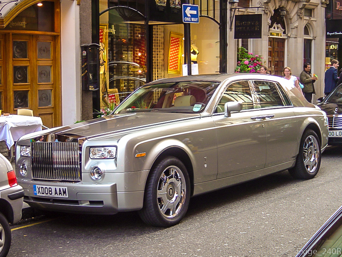XD08AAM, Rolls-Royce Phantom 7th gen (RR1), 2003–2012