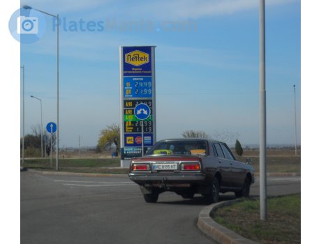 AE 8195 HT, Nissan Laurel