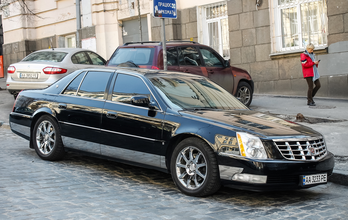 AA 3233 PE, Cadillac DTS 1st gen Sedan (GMX272), 2005–2011
